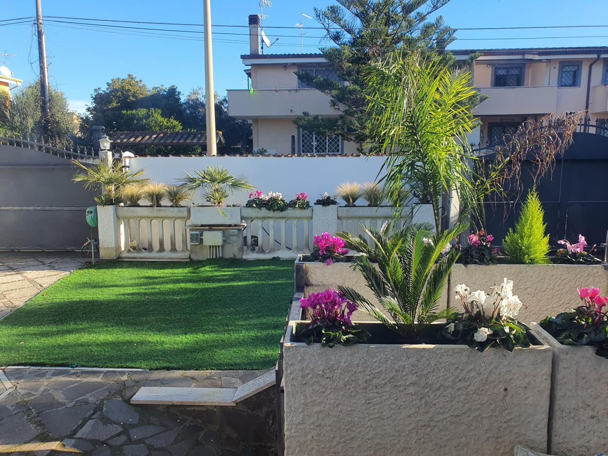 Villa Il Sole Di Roma Casal Palocco Esterno foto