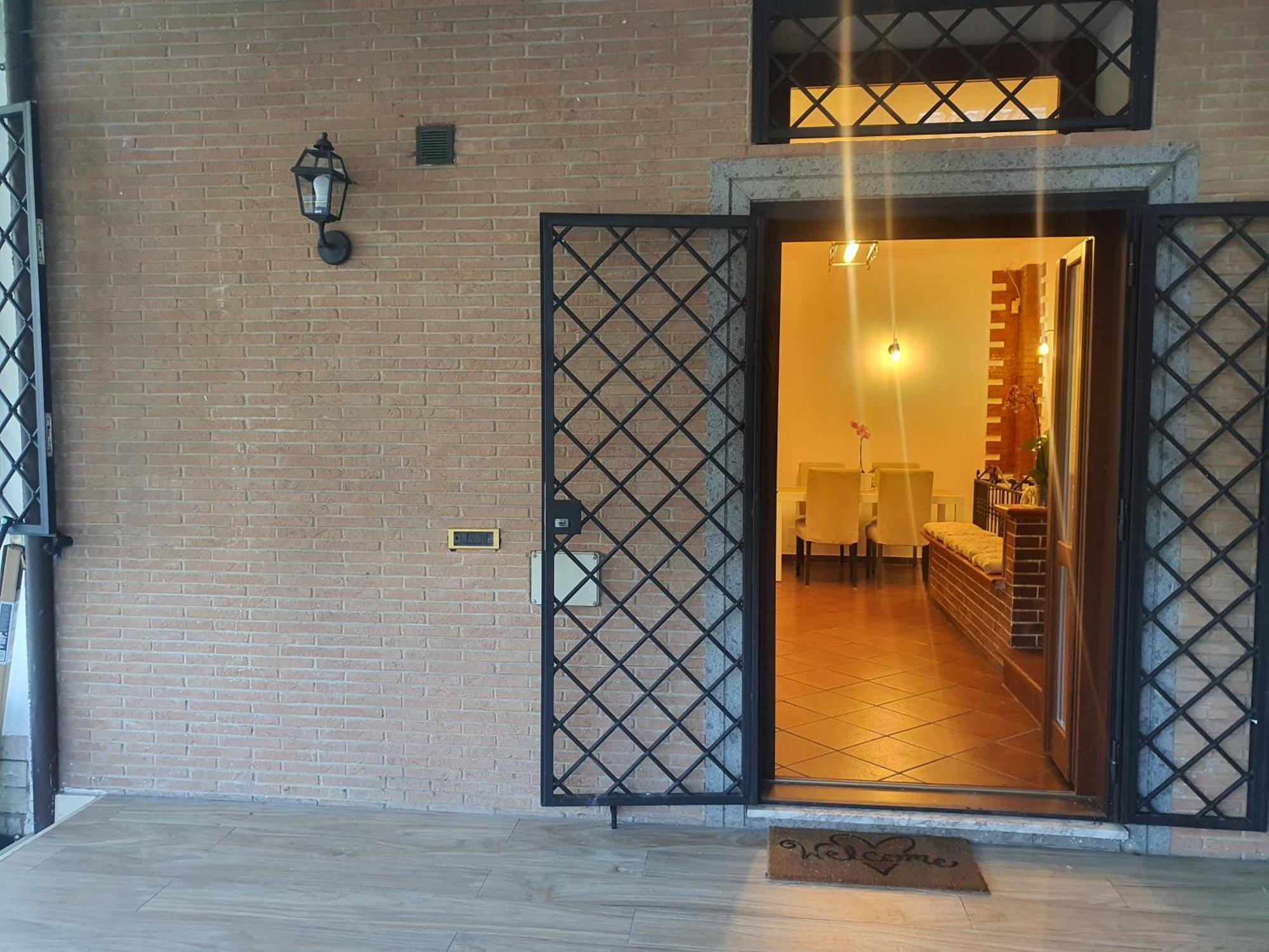 Villa Il Sole Di Roma Casal Palocco Esterno foto