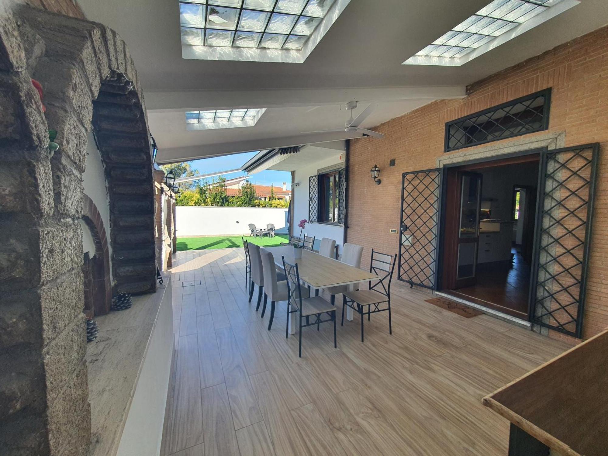Villa Il Sole Di Roma Casal Palocco Esterno foto