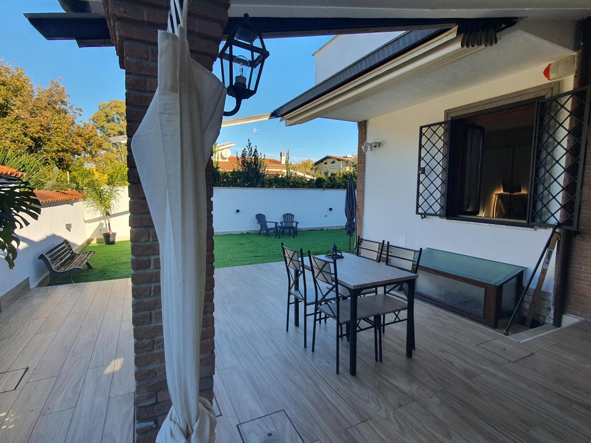 Villa Il Sole Di Roma Casal Palocco Esterno foto